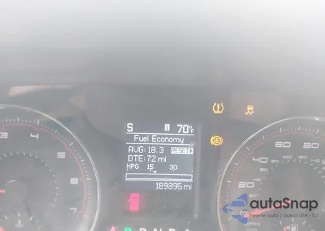 2011 Dodge Charger z USA, uszkodzony, nr VIN 2B3CL3CG4BH521737